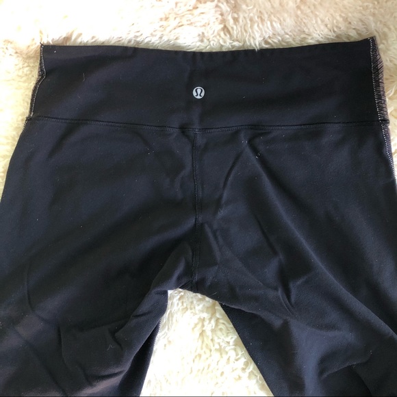 Lululemon Wunder Under 24” leggings - Picture 3 of 5